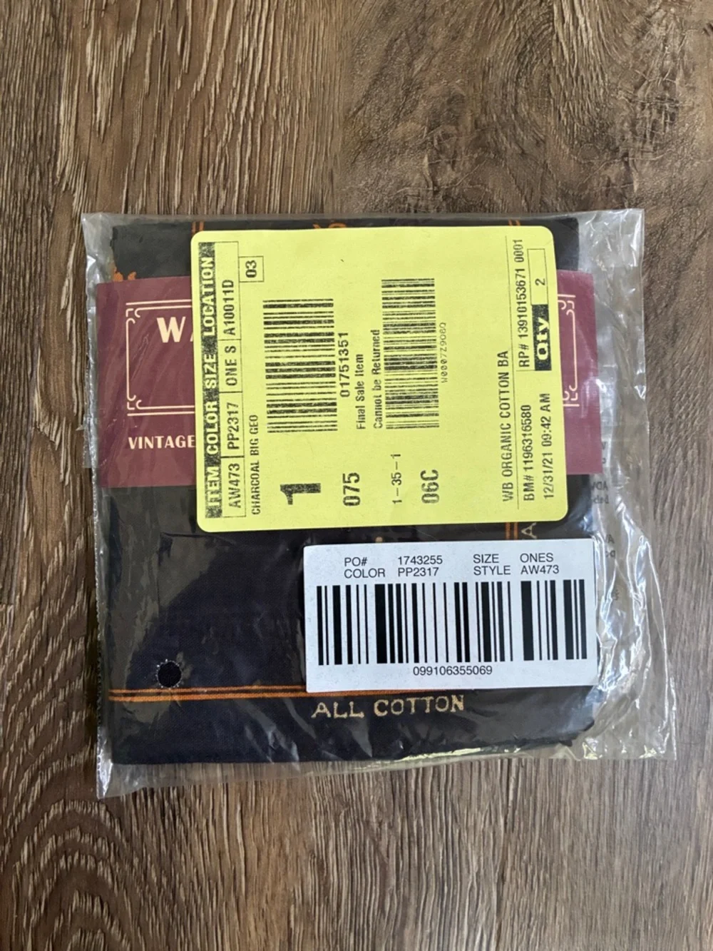J. Crew Wallace & Barnes organic cotton bandana in Charcoal Big Geo